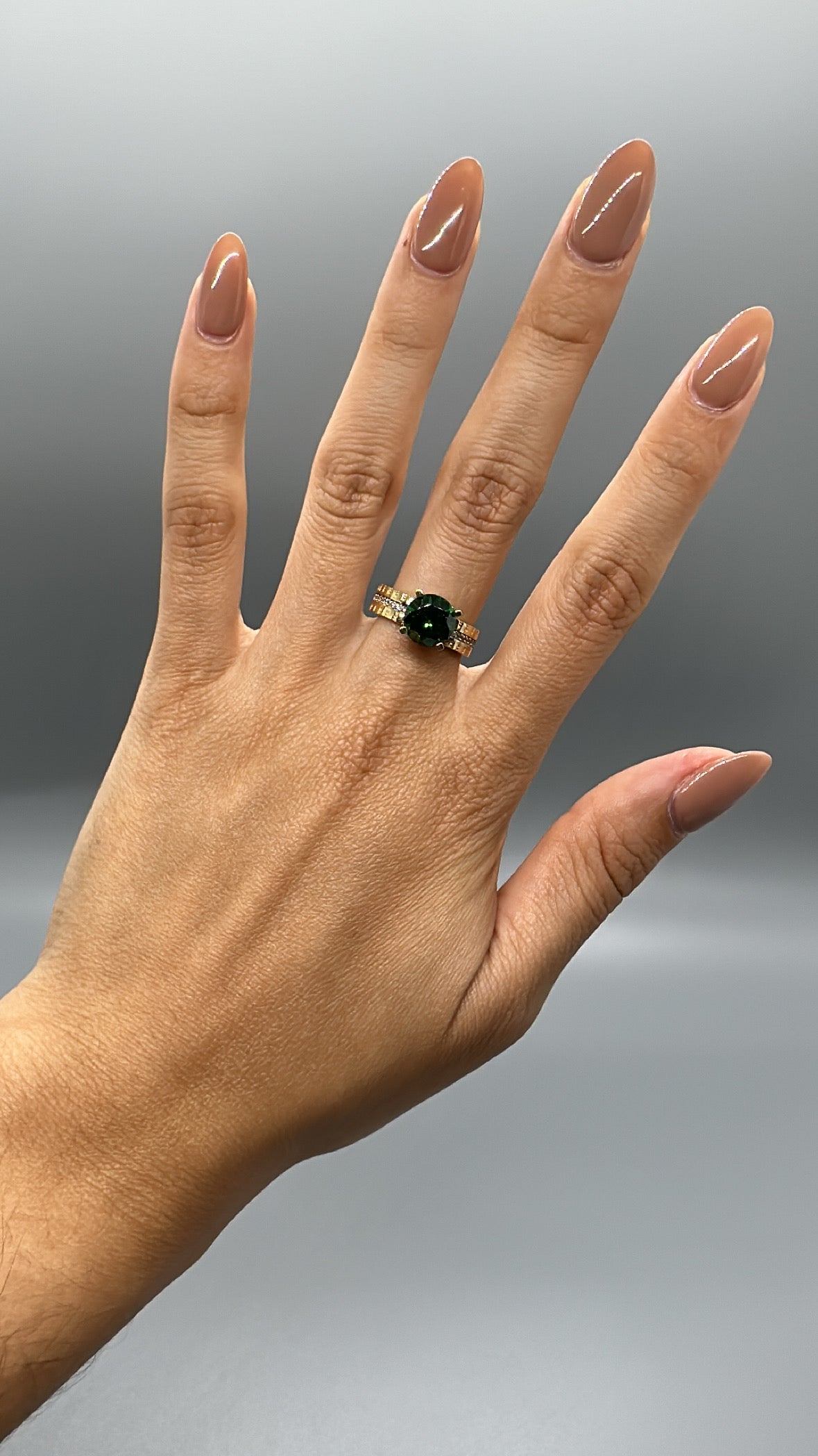 Green Stone Ladies Ring